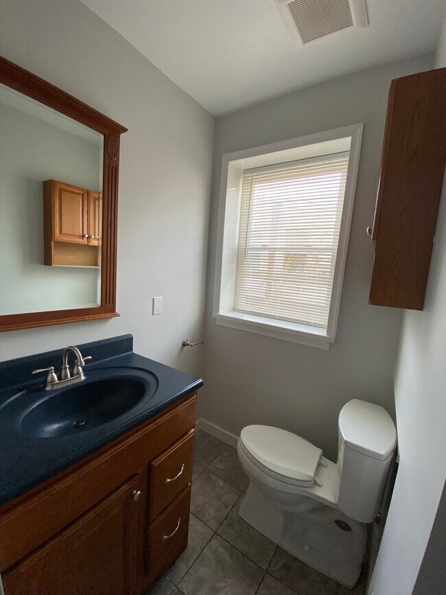 Building Photo - 5718 Lena St