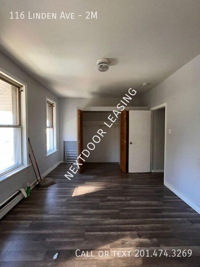 Building Photo - 116 Linden Ave