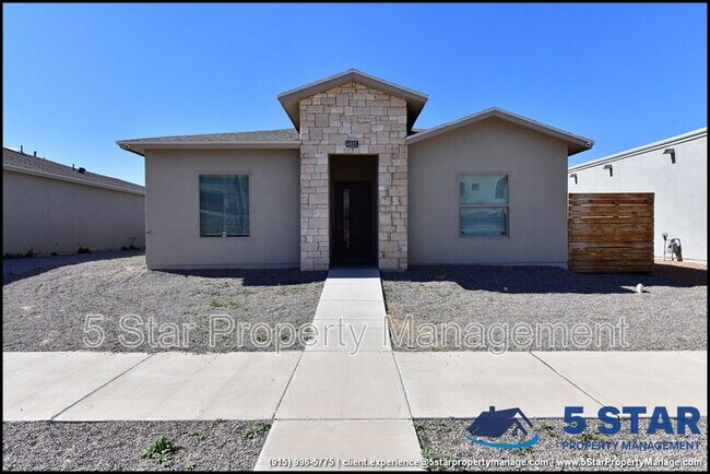 Building Photo - 4825 Mark Avizo