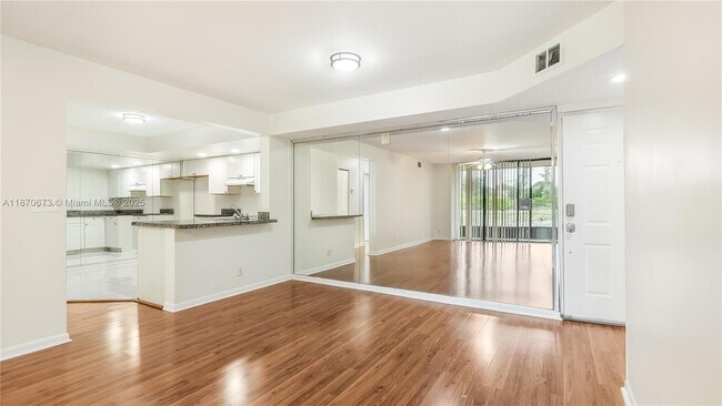Building Photo - 5801 Riverside Dr