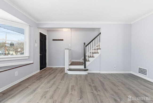 Building Photo - 43 Freeman St