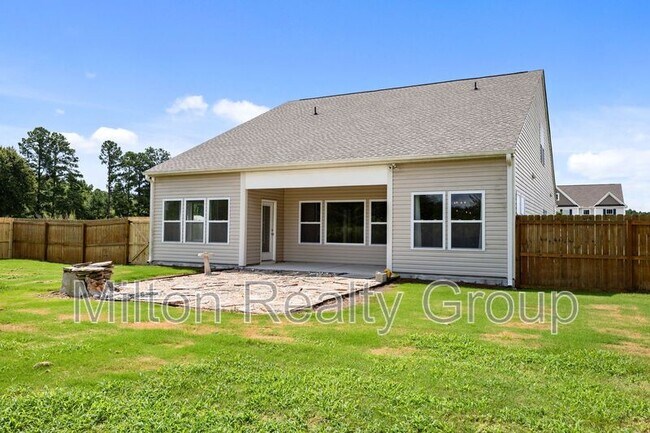 Building Photo - 217 Walker Grv Ln