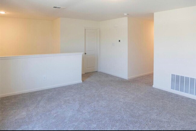Building Photo - 1609 Shadow Hawk Dr