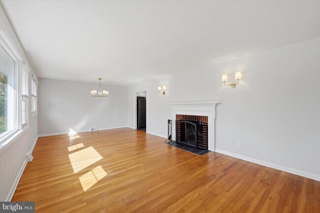 Building Photo - 107 Alders Dr