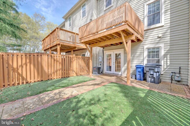 Building Photo - 7826 Mt Woodley Pl