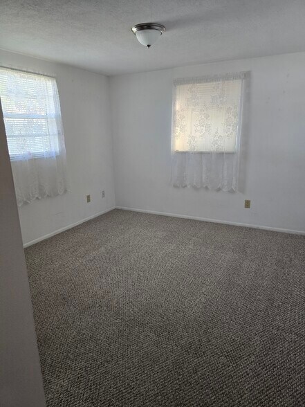 Building Photo - 38835 B Ave