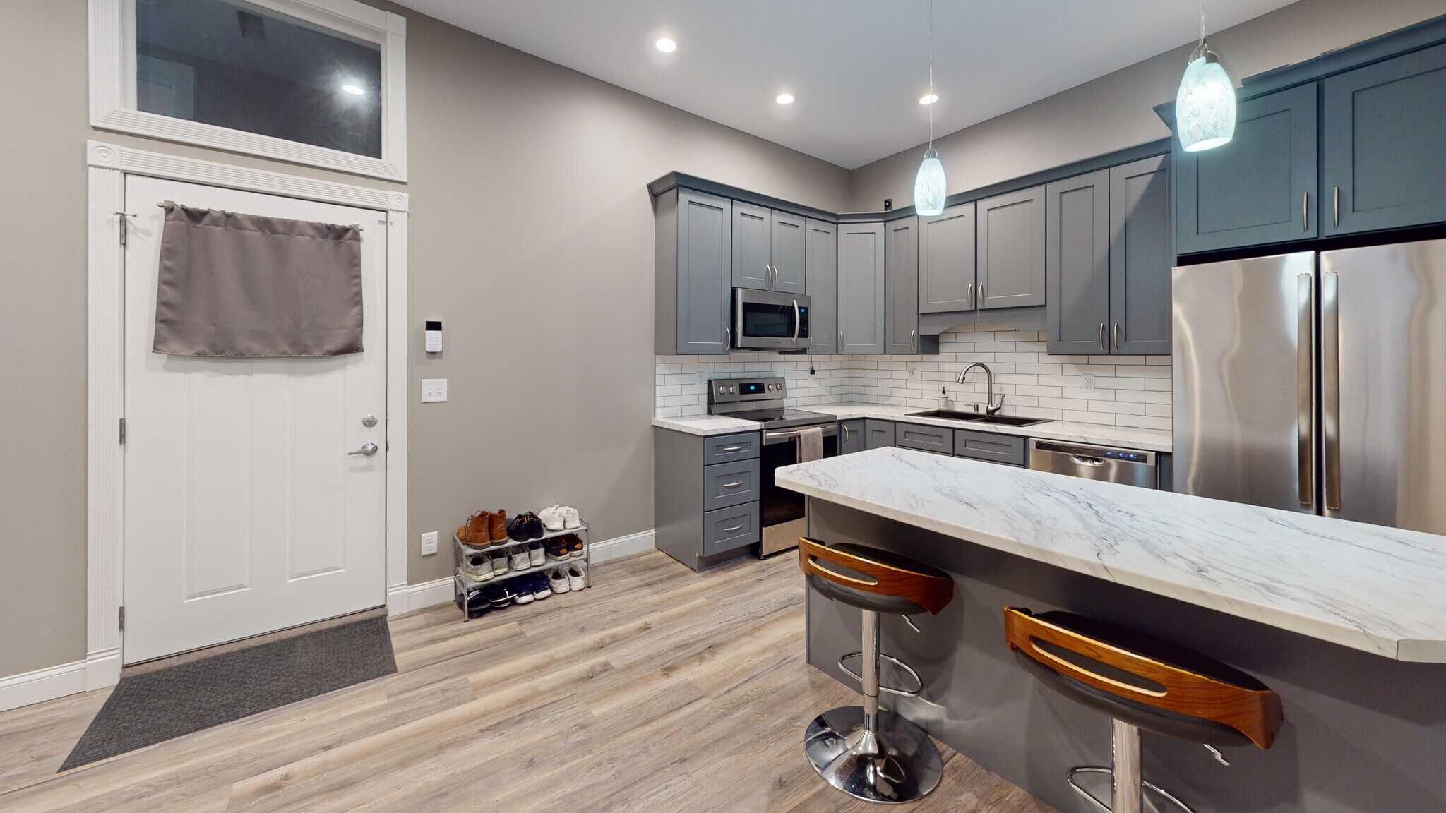 Beautiful updated kitchen with island - 127 N 6th St