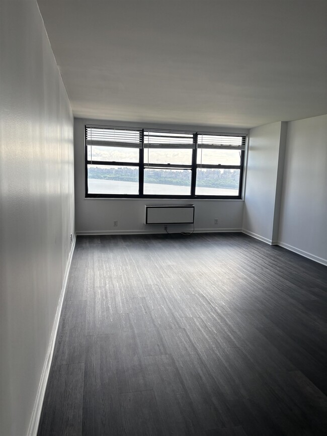 Building Photo - 7000 JFK Blvd E