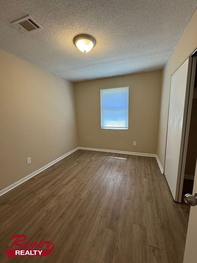 Building Photo - 3 Bedroom House in Hephzibah, Georgia