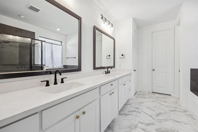 Building Photo - 4130 Sandhills Ln