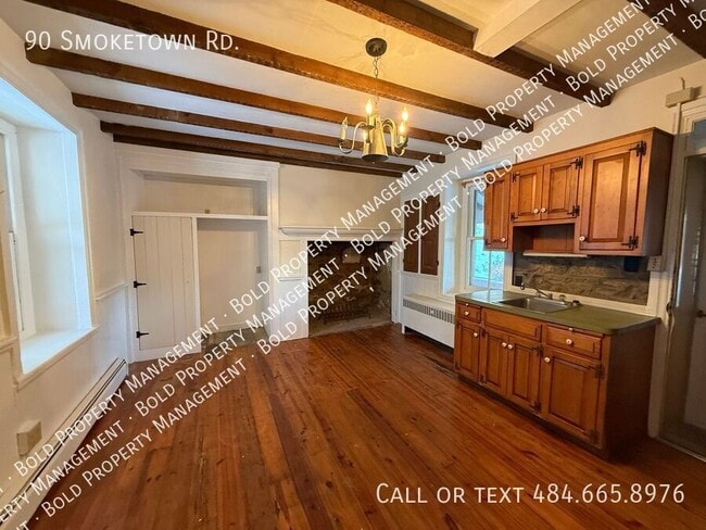 Building Photo - 90 Smoketown Rd