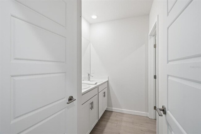 Building Photo - 18114 Wheathouse Pl
