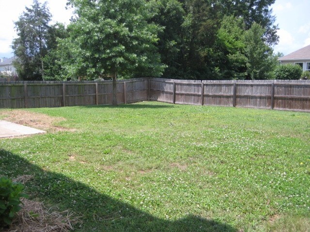 Building Photo - 1215 Lasalle Dr