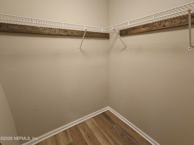 Building Photo - 8153 Thrasher Ave