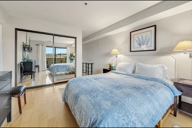 Building Photo - Move in and enjoy this amazingly located P...