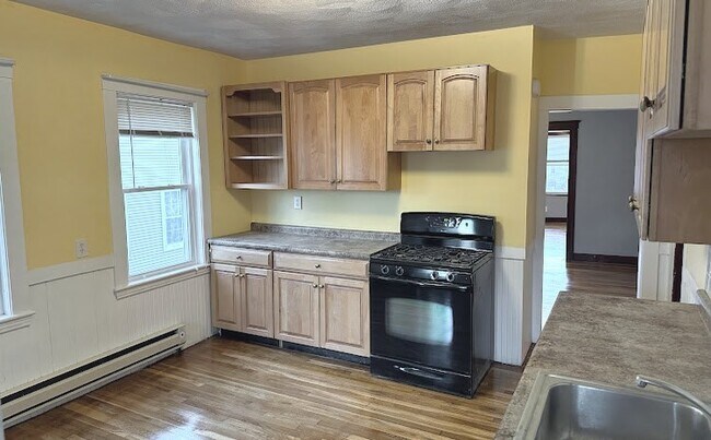 Building Photo - 90 Boylston St