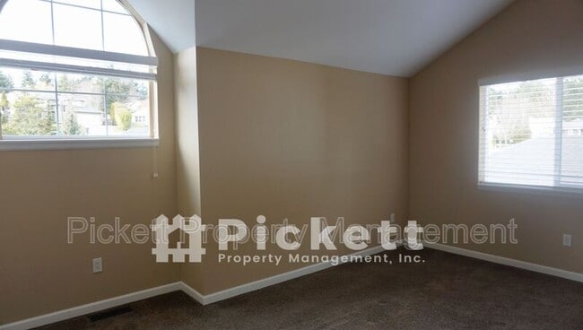 Building Photo - 10421 Ashley Cir NW