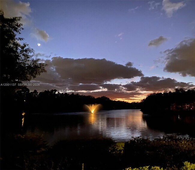 Building Photo - 184 W Bay Cedar Cir