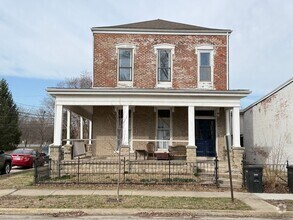 Building Photo - MINUTES FROM PURDUE...Upstairs 3 Bed 2 Bat...