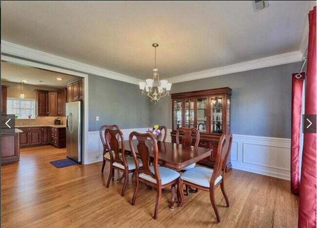 Building Photo - Beautiful 5-Bedroom Home in Huntersville w...