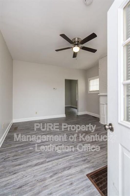 Building Photo - 3 Dogwood Ln