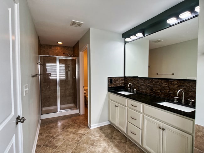 Building Photo - 1414 Southpoint Trl