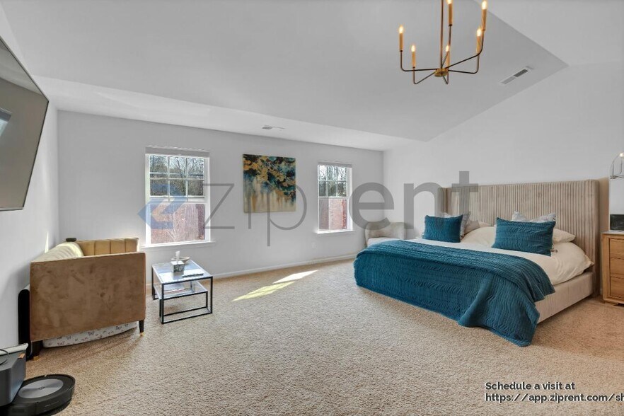 Building Photo - 147 N Ranney Way