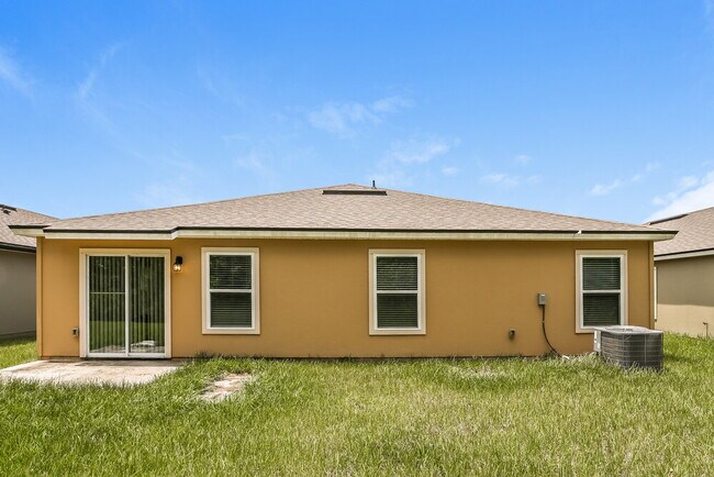 Building Photo - 86106 Railway Pl