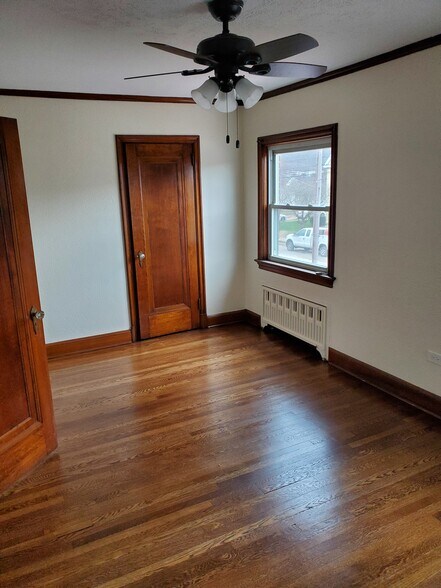 Building Photo - 1312 4th Ave