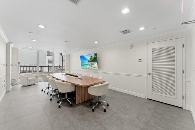 Building Photo - 4100 Salzedo St