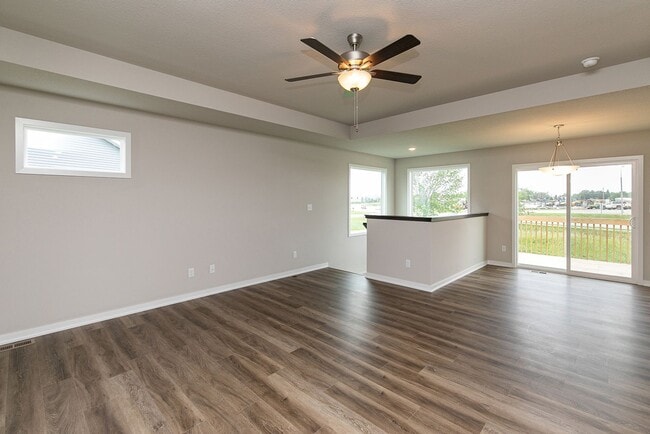 Building Photo - "Rare Find: Spacious Ranch Living at Its Best in Bondurant with the lowest rent ever"