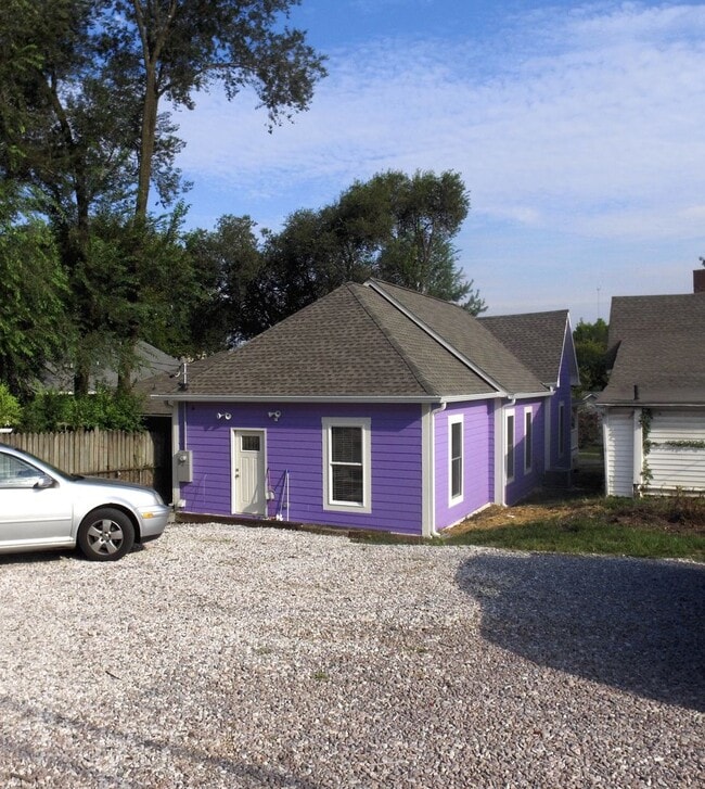Building Photo - 4BR/2BA Fort Sanders Home | Walk to UTK | ...