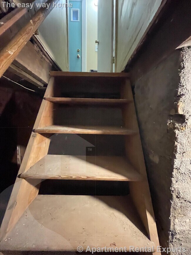 Building Photo - 741 Somerville Ave