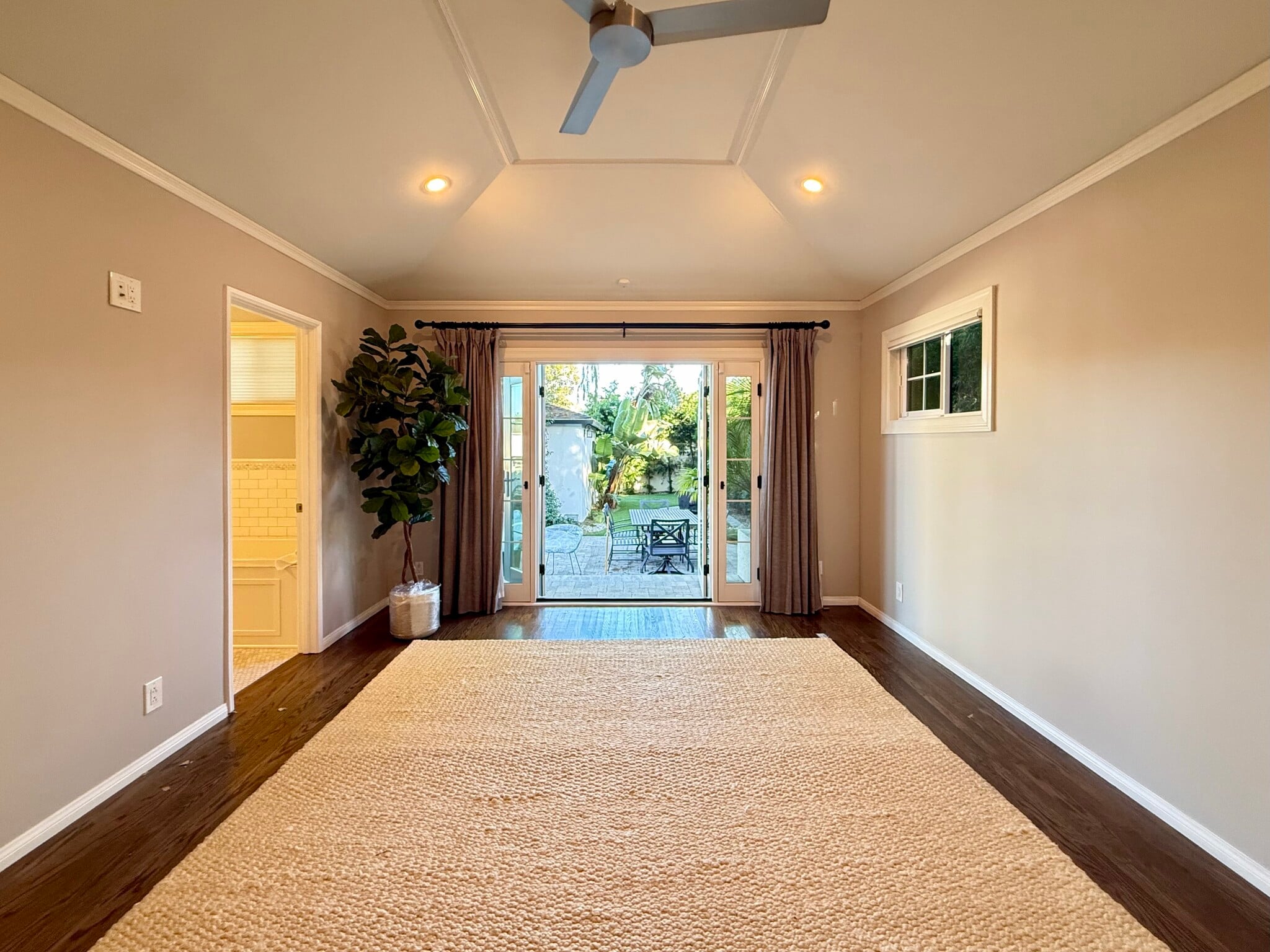 Building Photo - 8000 Westlawn Ave