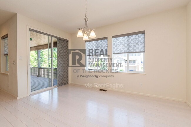 Building Photo - 5720 Big Canyon Dr