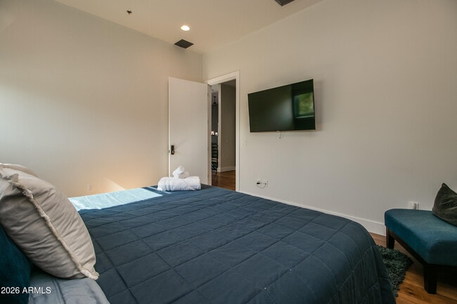 Building Photo - 4201 N Marshall Way