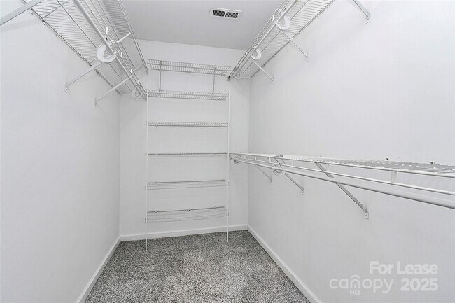 Building Photo - 203 Alnwick Ln