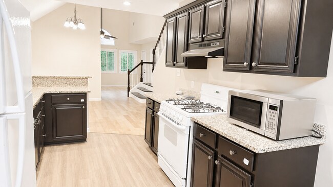 Building Photo - 1264 Watercrest Cir