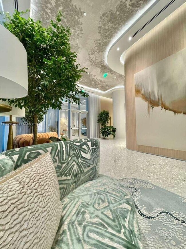 Building Photo - 77 SE 5th St