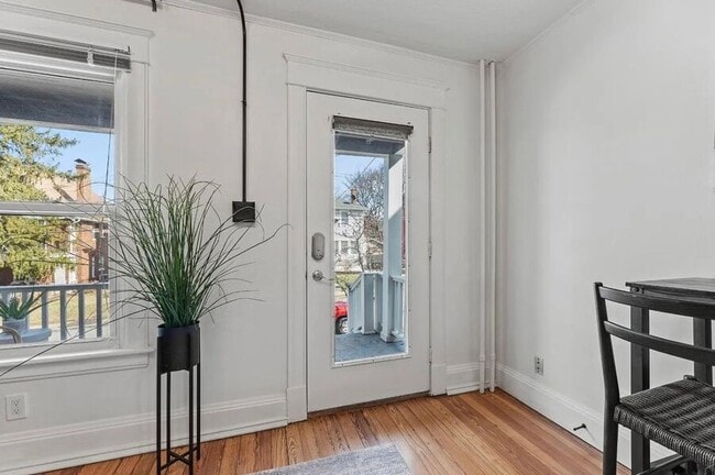 Building Photo - 3639 Columbus Ave