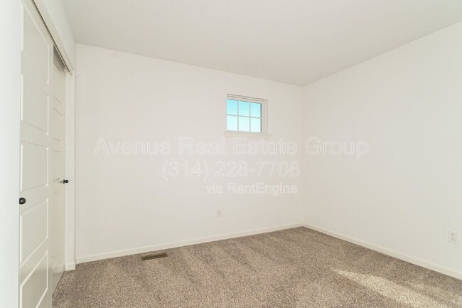 Building Photo - 608 Highland Pr Dr