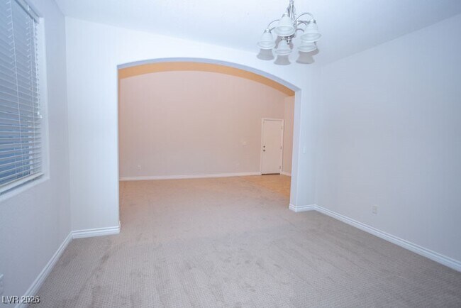 Building Photo - 1113 E Hammer Ln