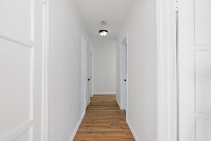 Building Photo - 1429 Ellsmere Ave