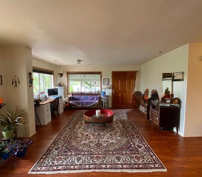 Building Photo - 1309 Zuni Ln