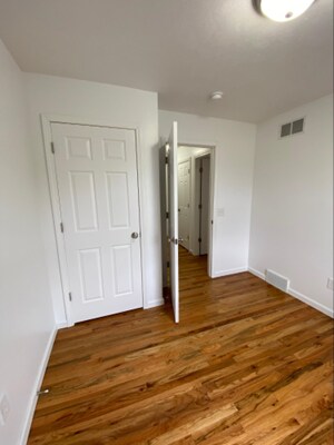 Building Photo - 204 Betsinger Rd