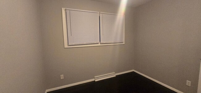 Building Photo - North End! 3 bed, 1 bath