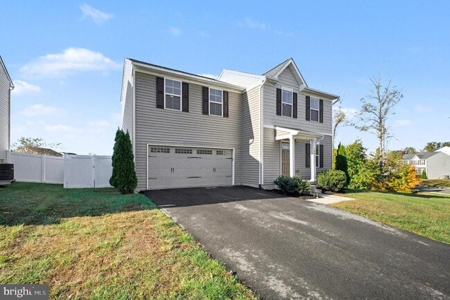 Primary Photo - 105 Harper Ln