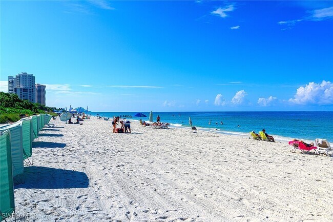 Building Photo - 592 Beachwalk Cir