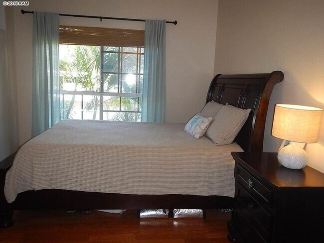Building Photo - Keonekai Villages upstairs 2 bedroom, 1.5 bathroom unit, with 2 parking spaces