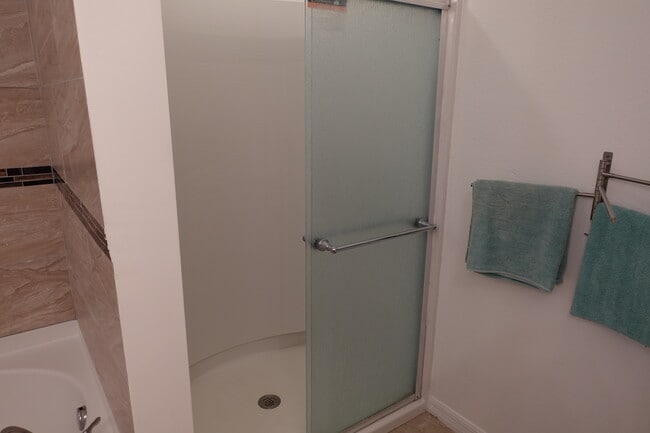 Building Photo - 11808 Thicket Wood Dr